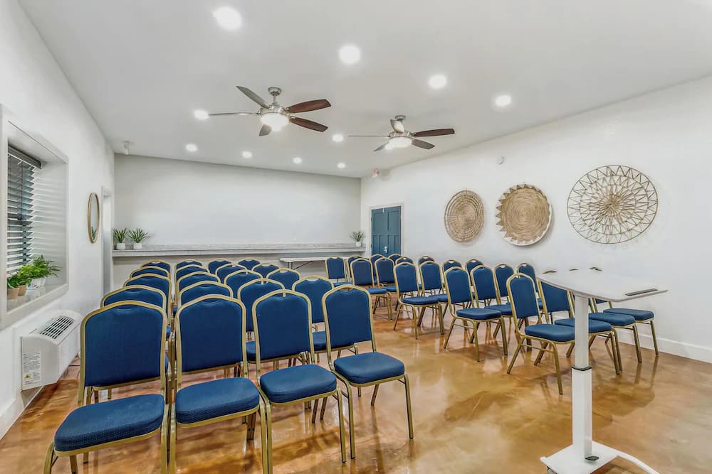 Meeting facility