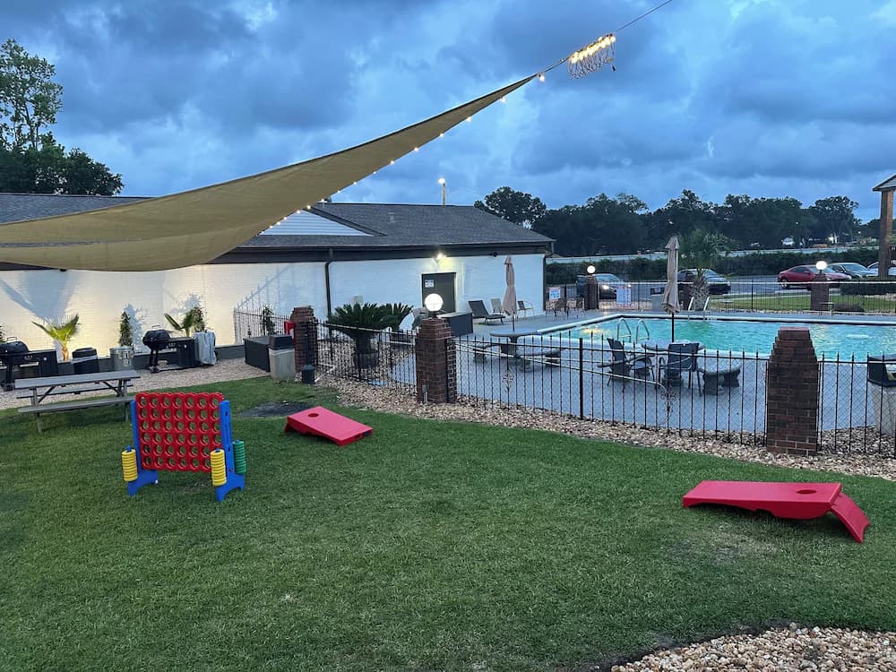 Pool