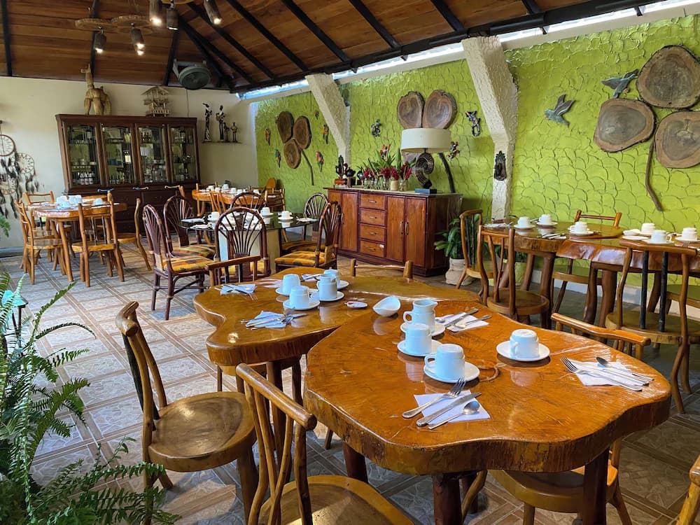 Breakfast area