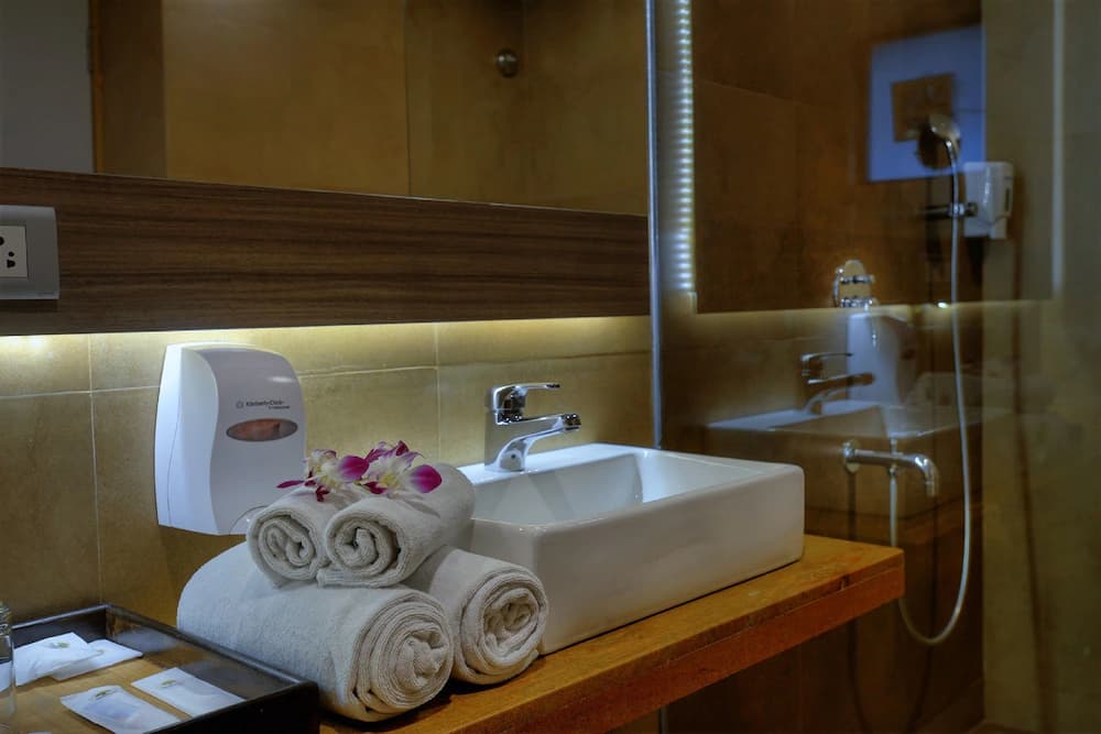 Bathroom amenities