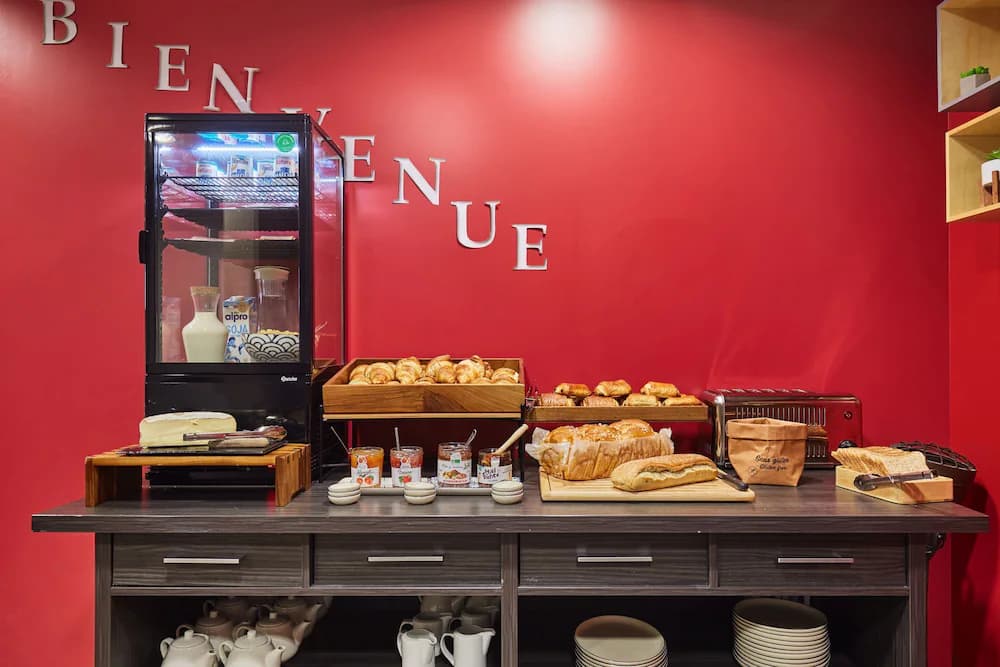 Breakfast buffet