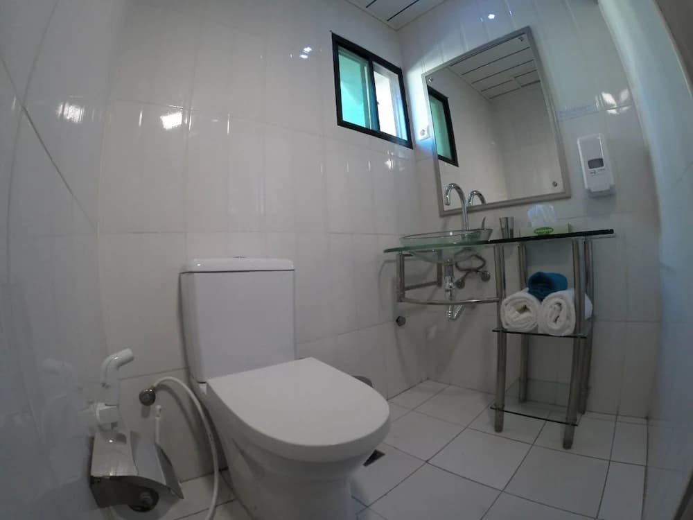 Bathroom shower