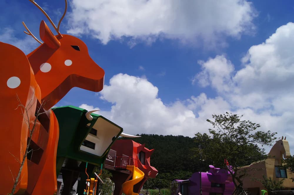 Children's play area - outdoor