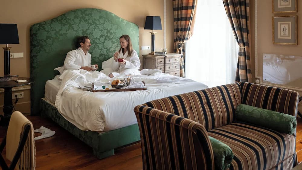 In-room dining