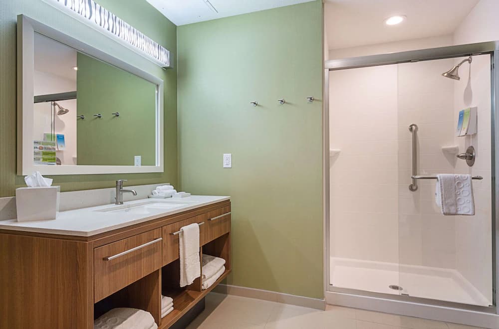 Bathroom shower
