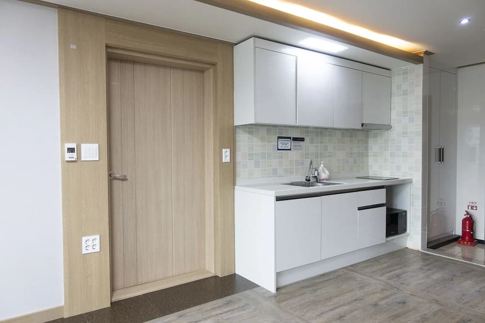 Private kitchenette