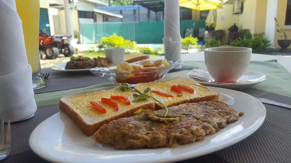 Breakfast meal