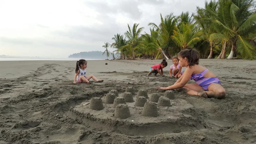 Children's play area - outdoor