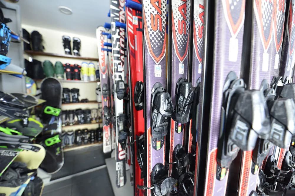 Snow and ski sports