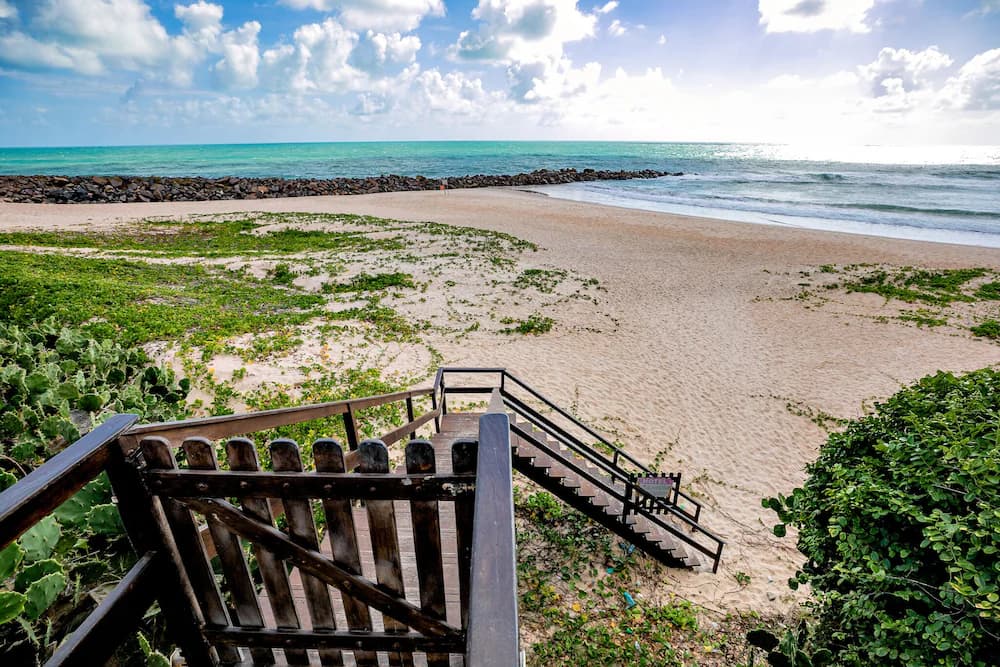 Beach/ocean view