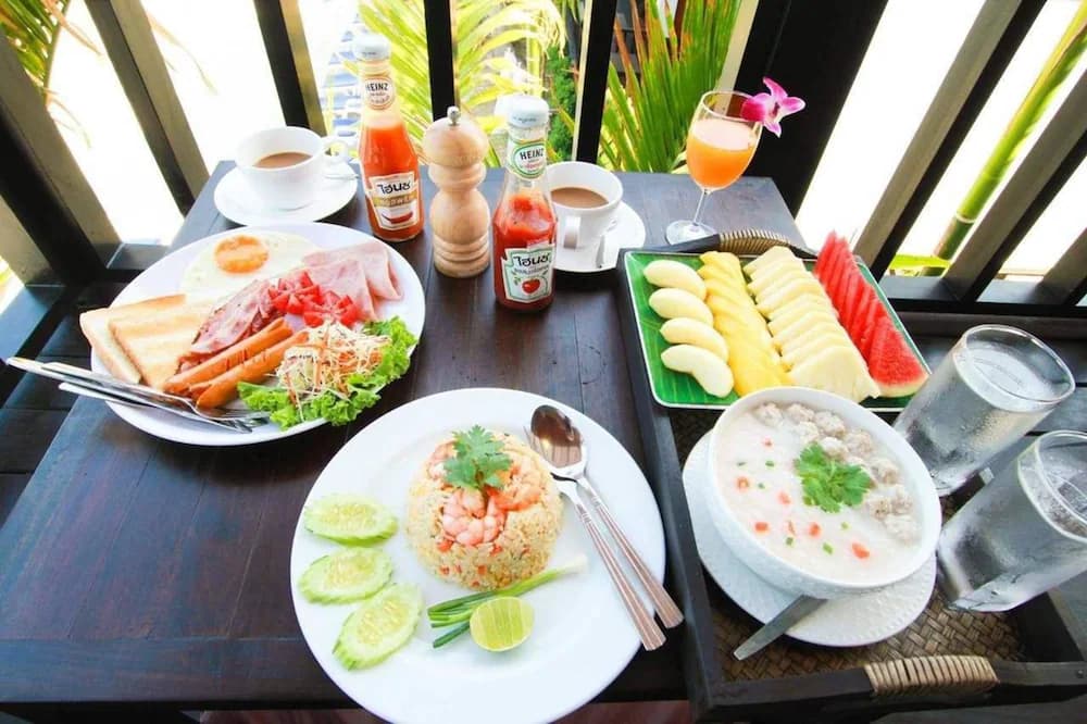 Breakfast meal