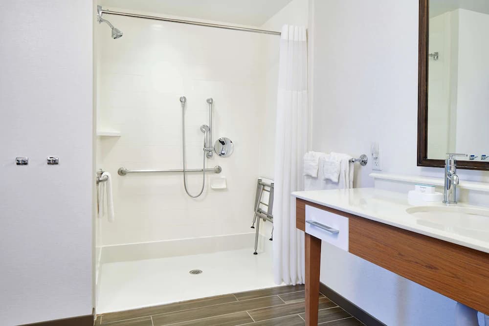 Bathroom shower
