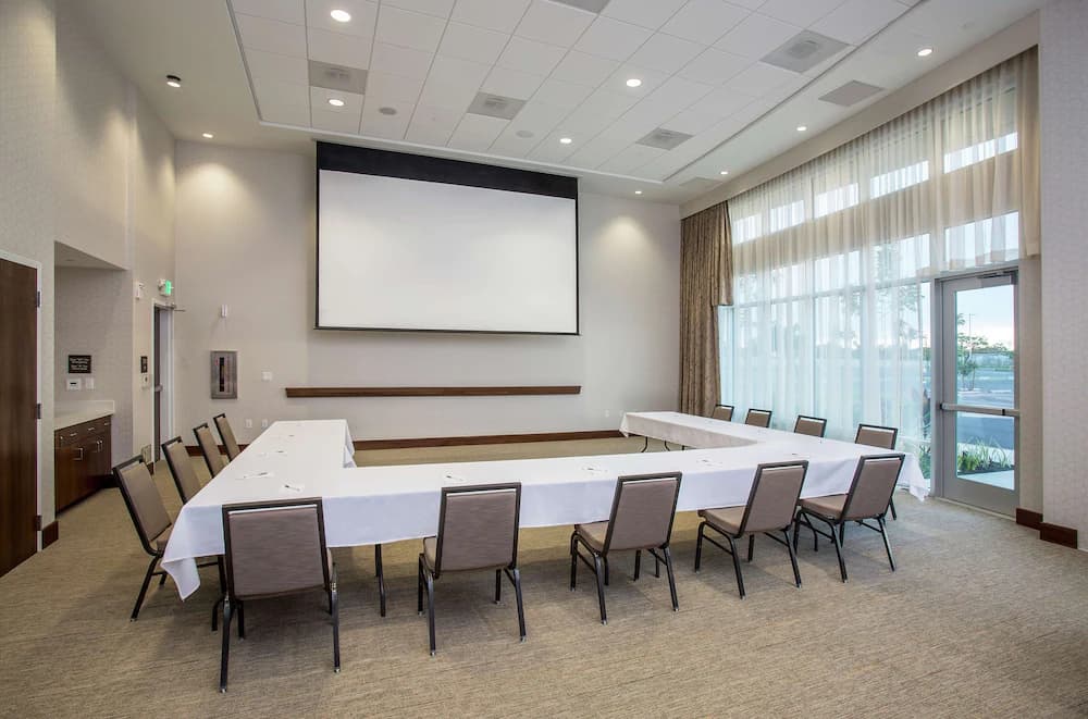 Meeting facility