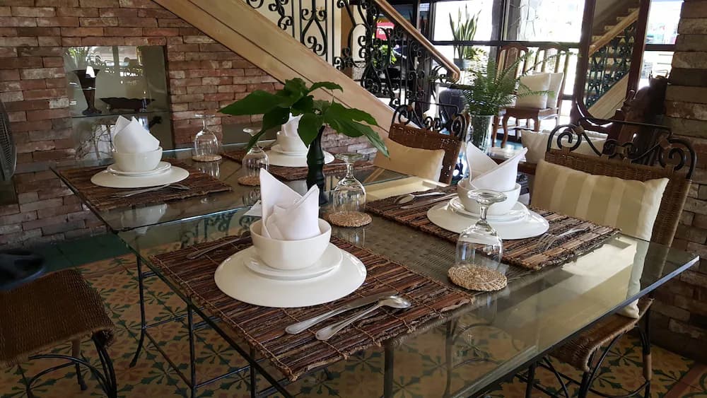 Coffee shop