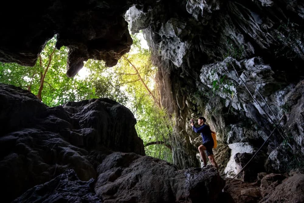 Spelunking/cave exploring