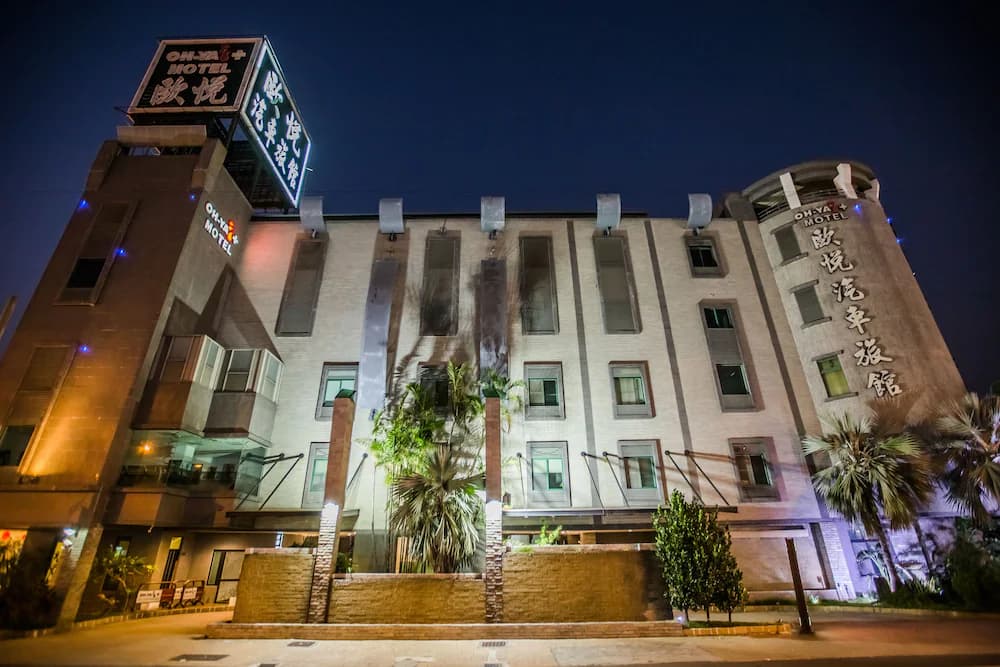 Front of property - evening/night