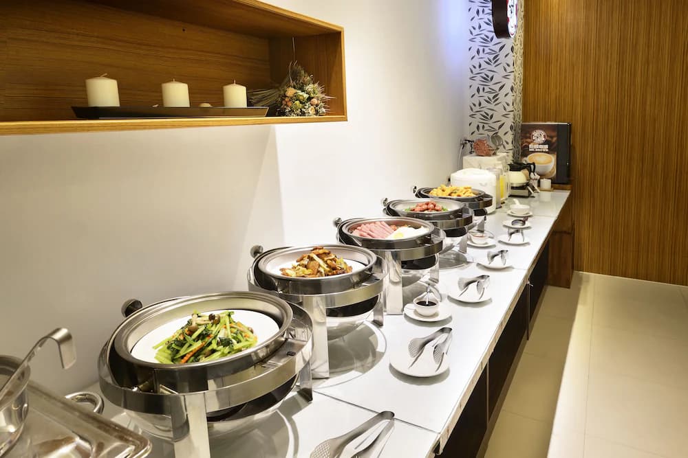 Breakfast buffet