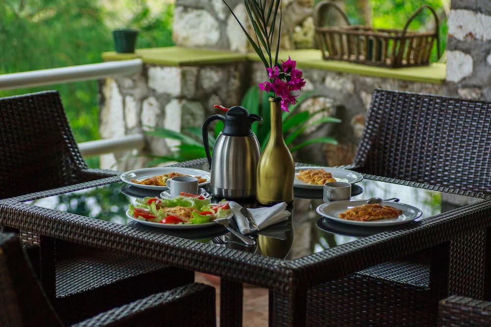 Breakfast area