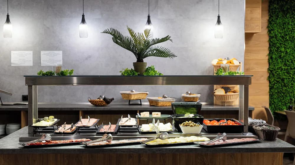 Breakfast buffet