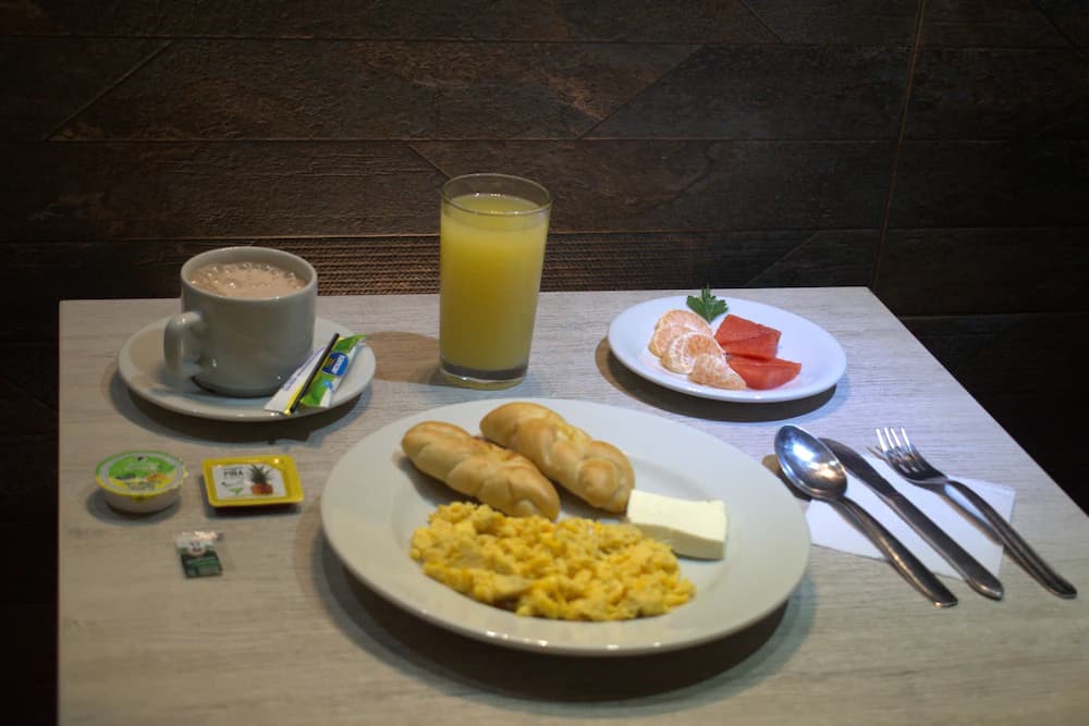 Breakfast meal