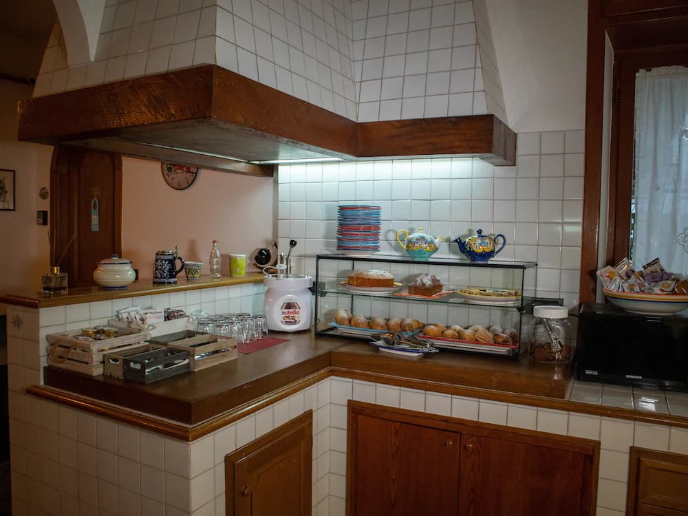 Breakfast area
