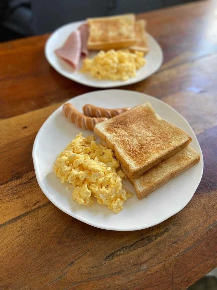 Breakfast meal