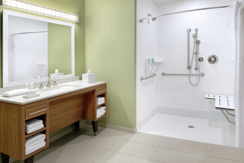 Bathroom shower