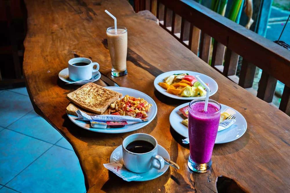 Breakfast meal