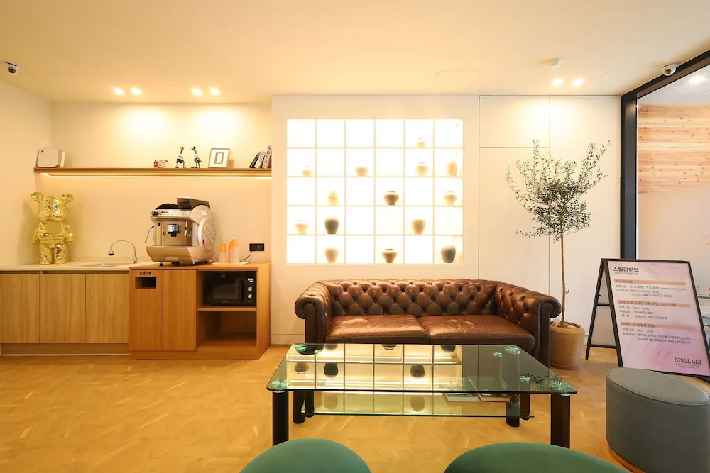 Lobby sitting area