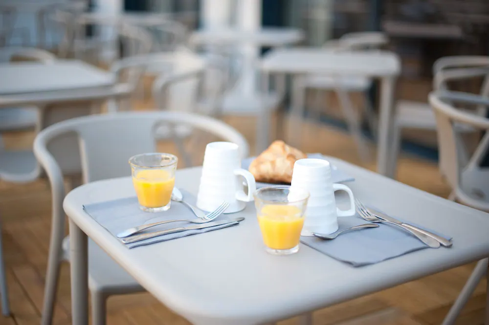 Breakfast area
