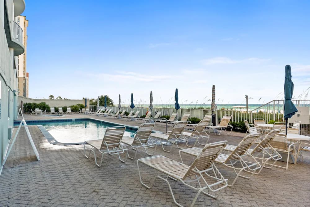 Sundeck