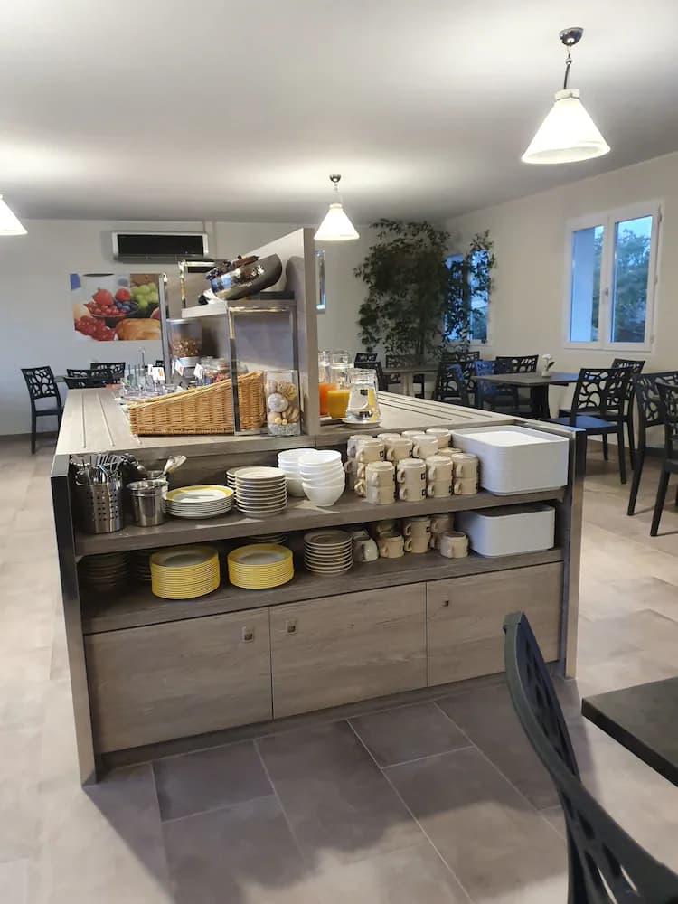 Breakfast area