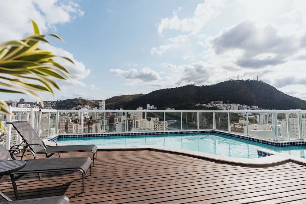 Rooftop pool