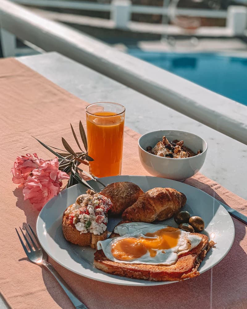 Breakfast buffet