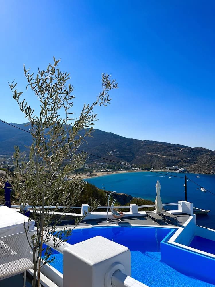 Infinity pool