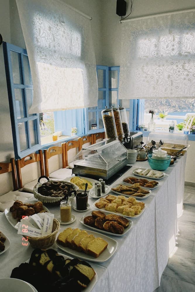Breakfast buffet