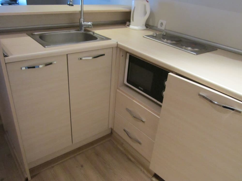 Private kitchenette