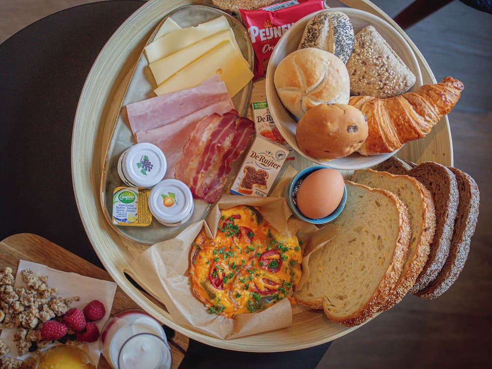 Breakfast meal