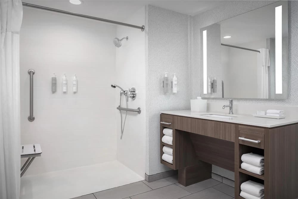 Bathroom shower