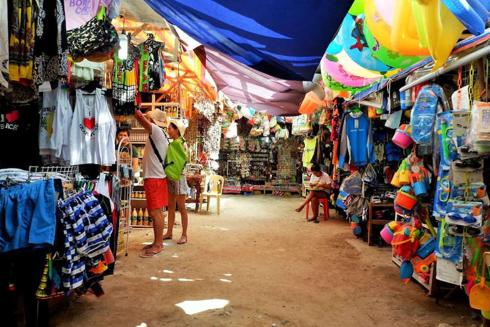 Shopping mall
