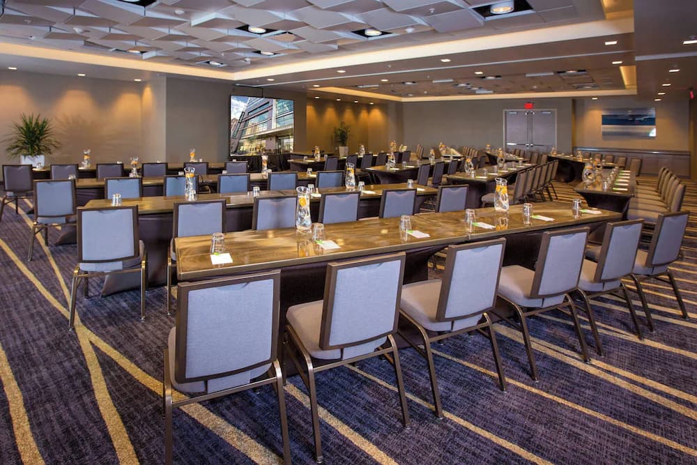 Meeting facility