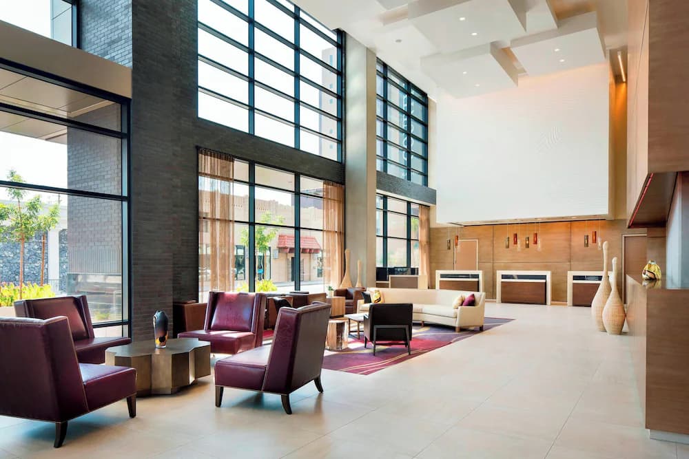 Lobby lounge