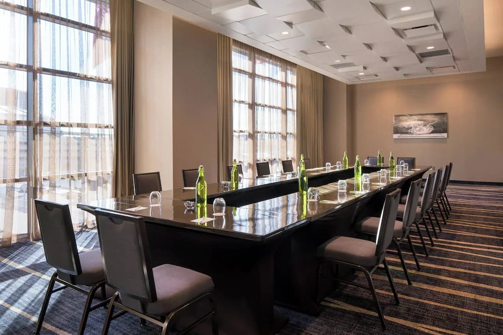 Meeting facility