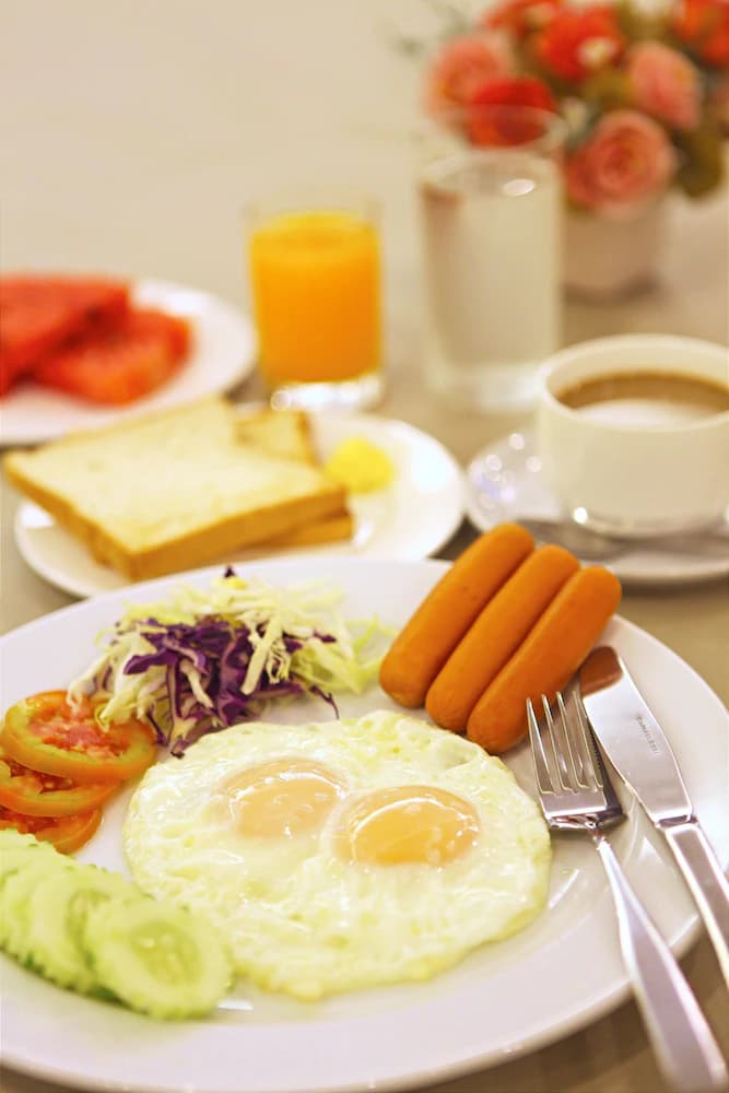 Breakfast meal