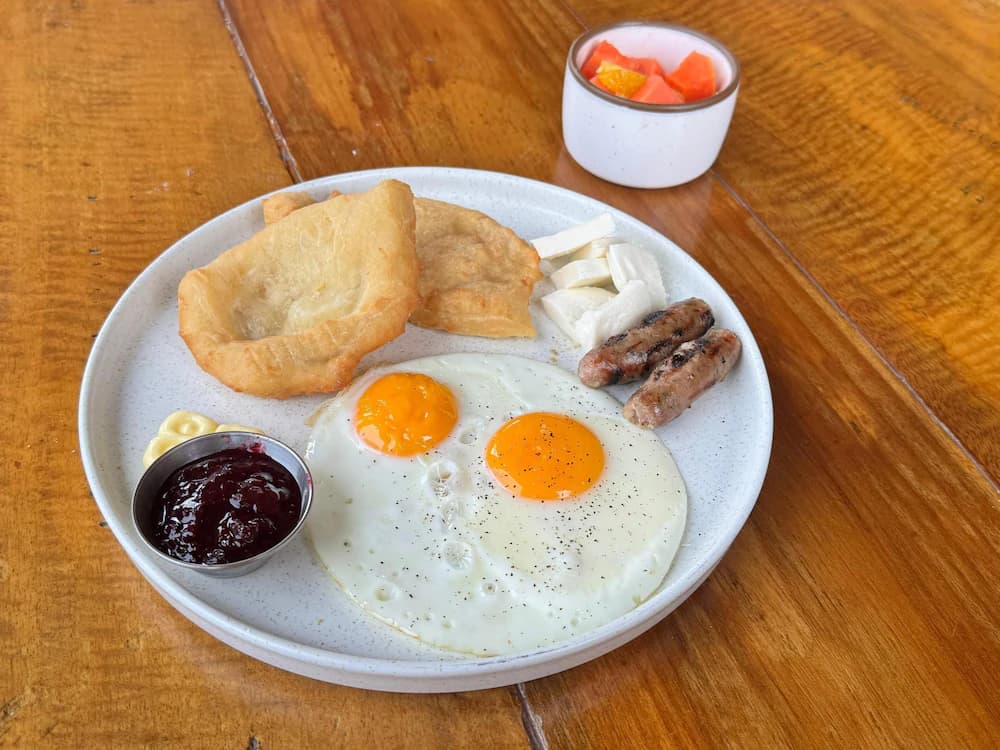 Breakfast meal