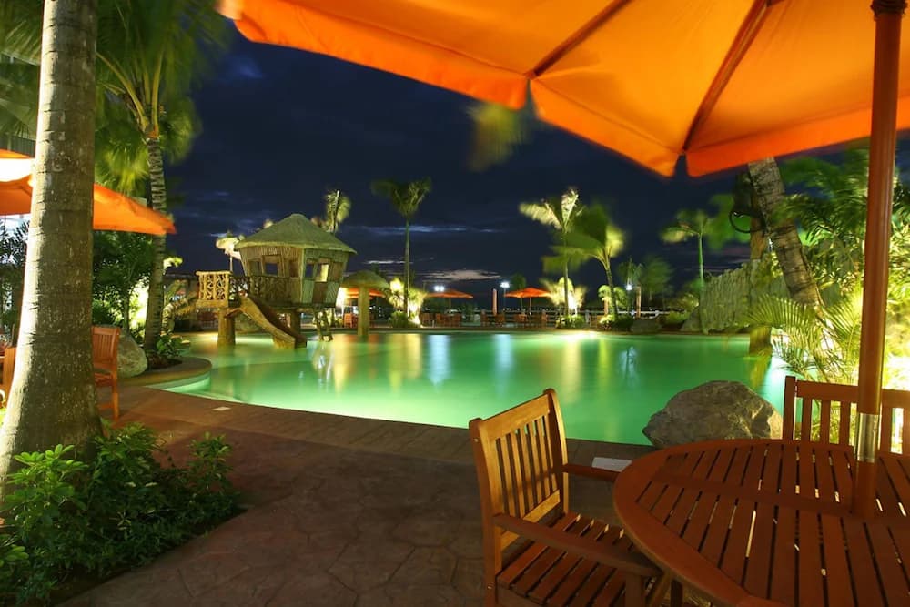 Sundeck