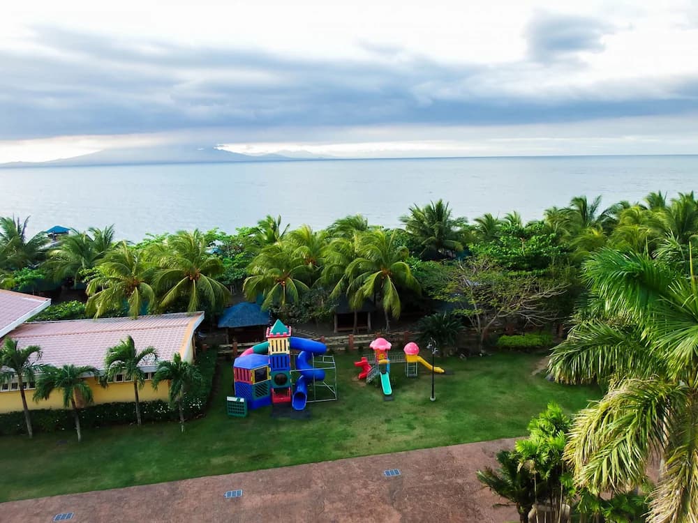 Children's play area - outdoor