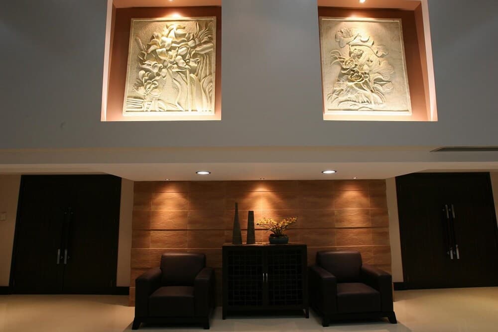 Lobby sitting area