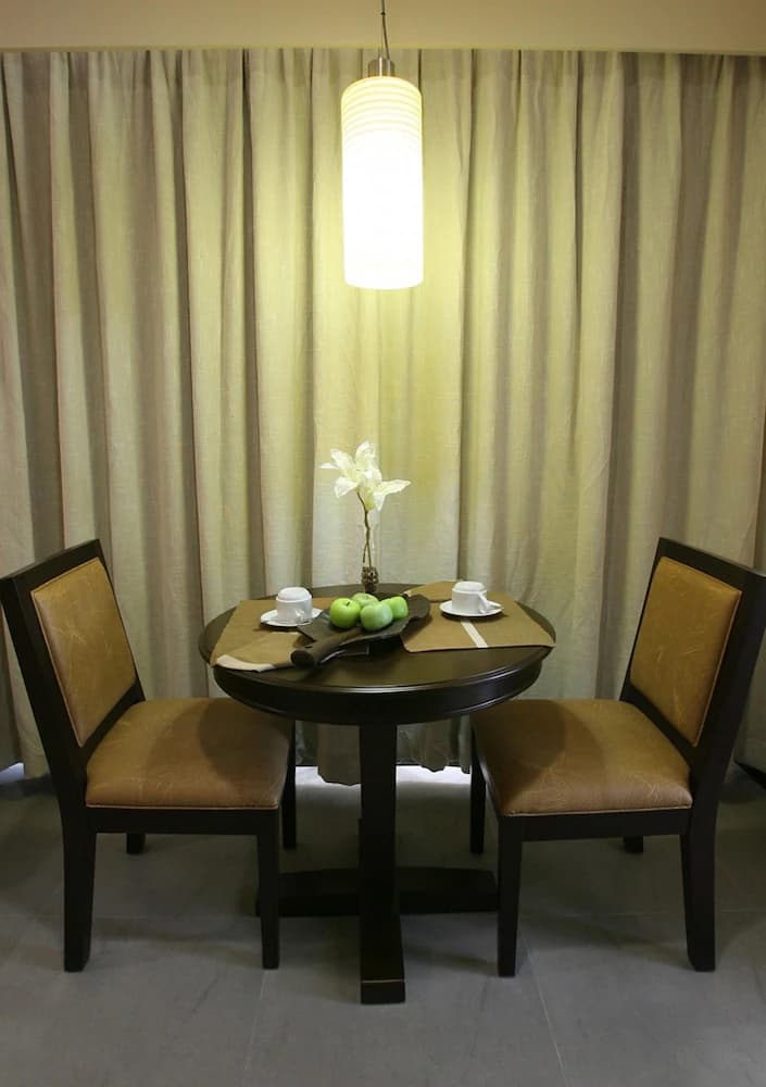 In-room dining