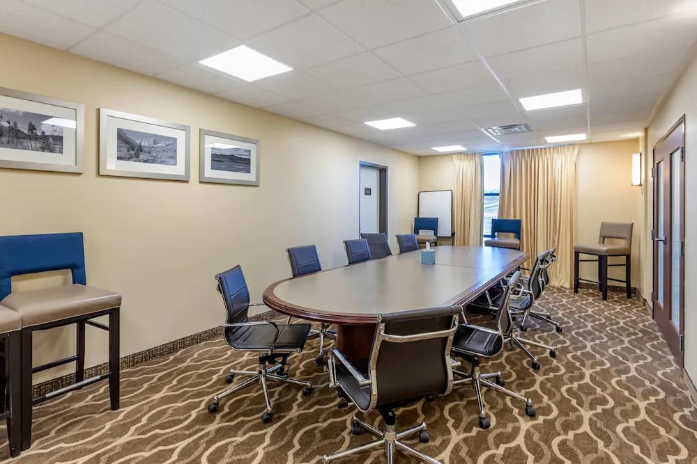 Meeting facility